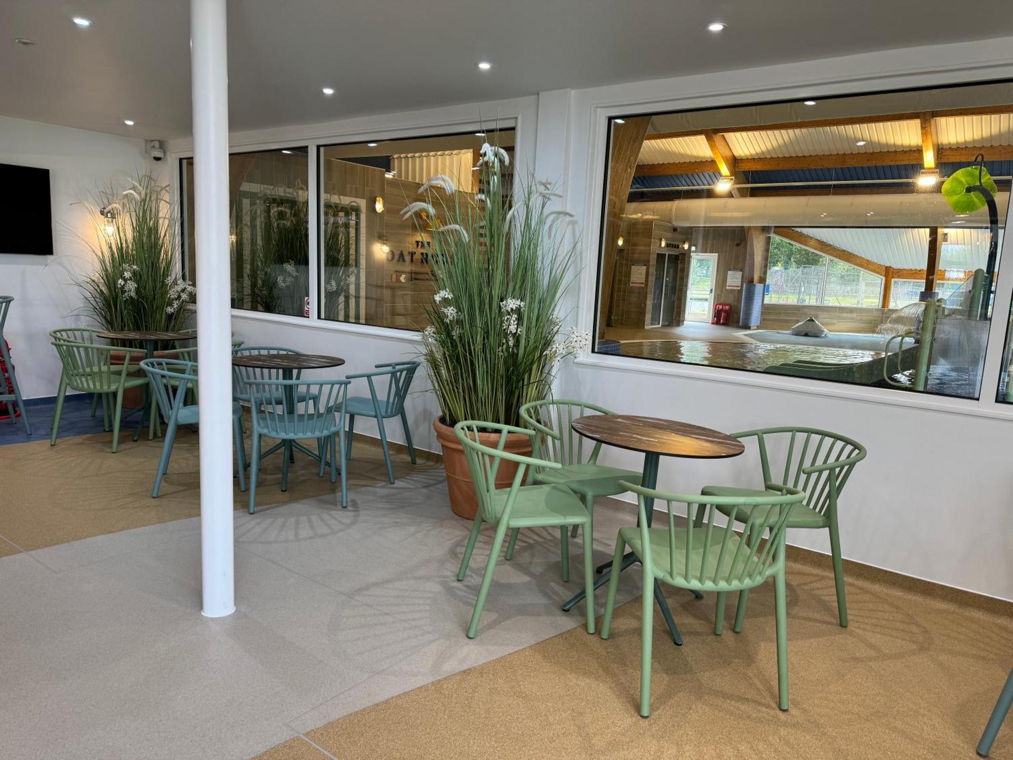 Wildflower, Premium Plus Hot Tub Lodge South Cerney Zewnętrze zdjęcie