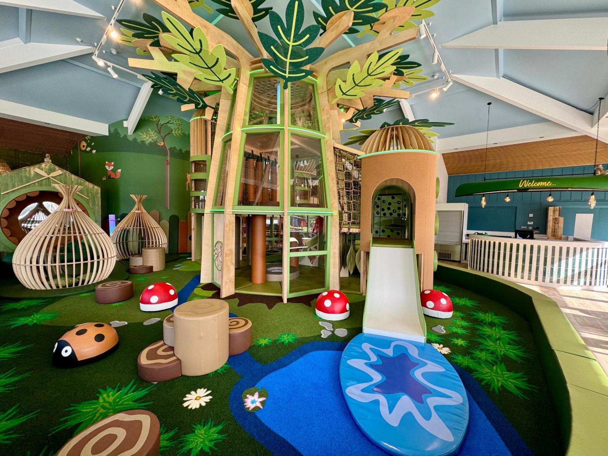 Wildflower, Premium Plus Hot Tub Lodge South Cerney Zewnętrze zdjęcie